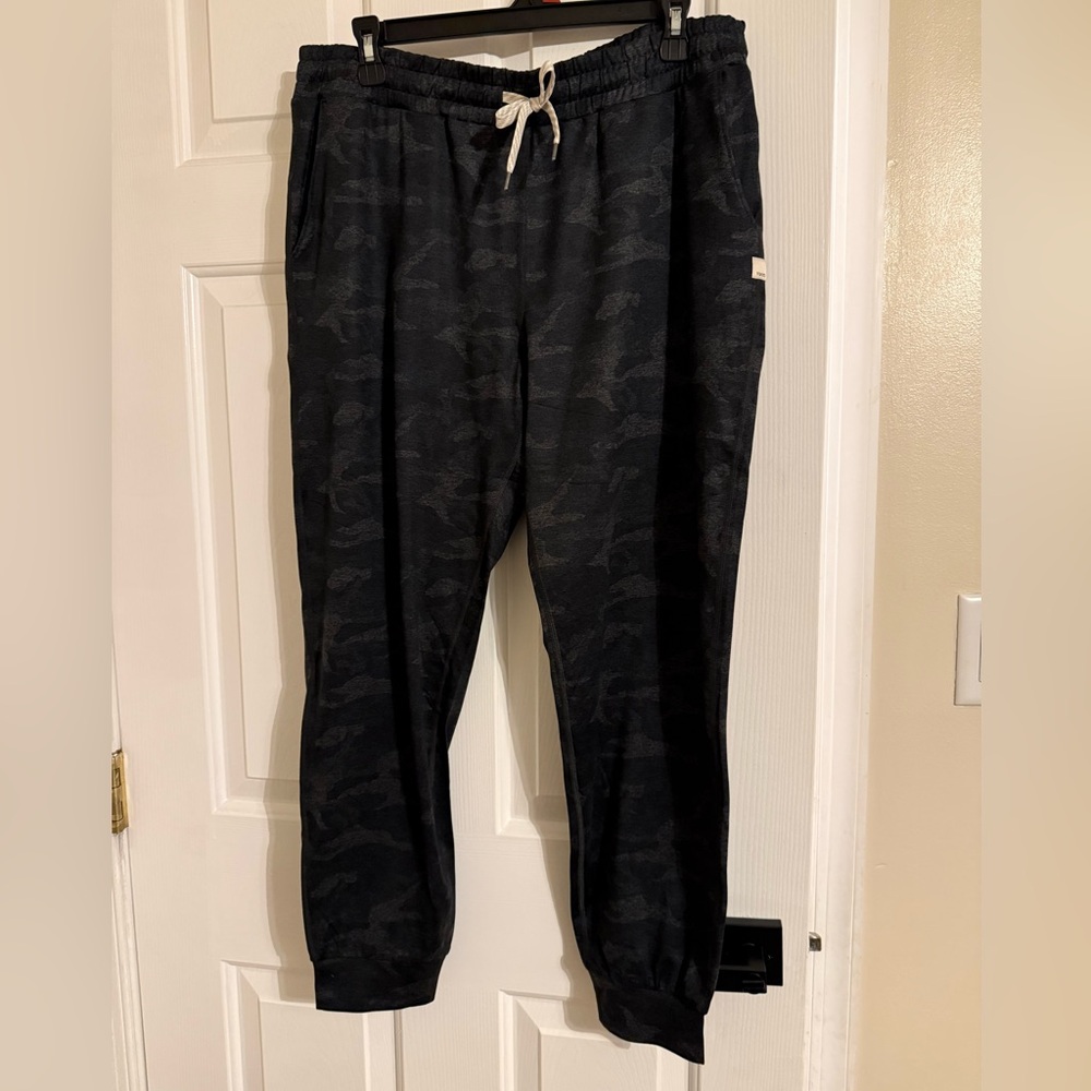 Vuori Black Camouflage Joggers